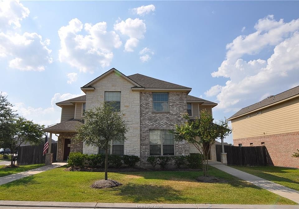 1st image of 103 Kleine Ln
