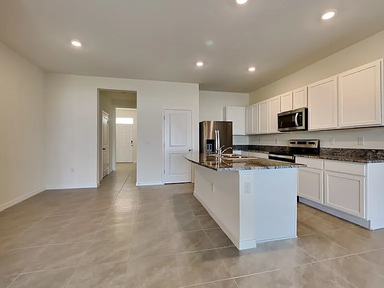 310 Mangrove Shade Cir — Photo 2