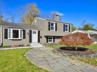 8 Bridge Dr, Joppa, MD 21085