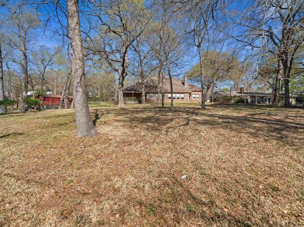 10188 E Lakeshore Dr, Tyler, TX 75709