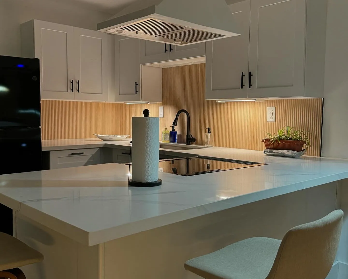 1 bed, 725 sqft, $1,295 — Photo 2