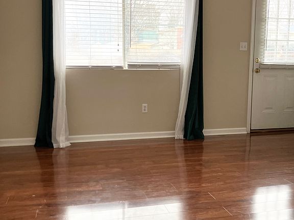 3rd image of 1500 Charles St APT 1