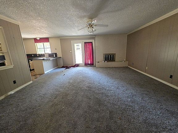 3rd image of 719 Ridgeway Rd