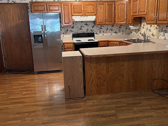 2nd image of 3101 SW Wanamaker Dr APT 53