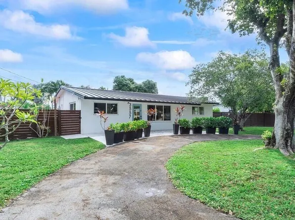 3557 LLOYD Drive, Oakland Park, FL 33309