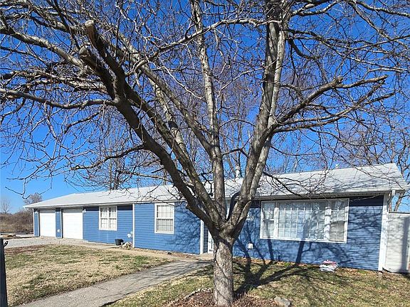 5th image of 48 Briarcliff Dr