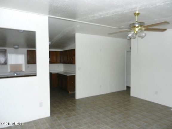 4th image of 650 W Saguaro St