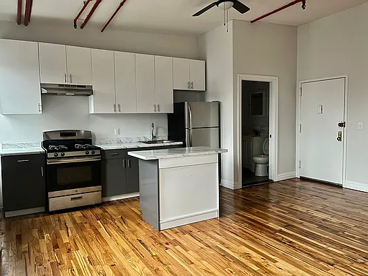 Rented by Carnegie Management Inc | media 20