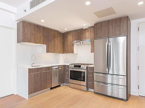 3rd image of 4620 11th St APT 4C