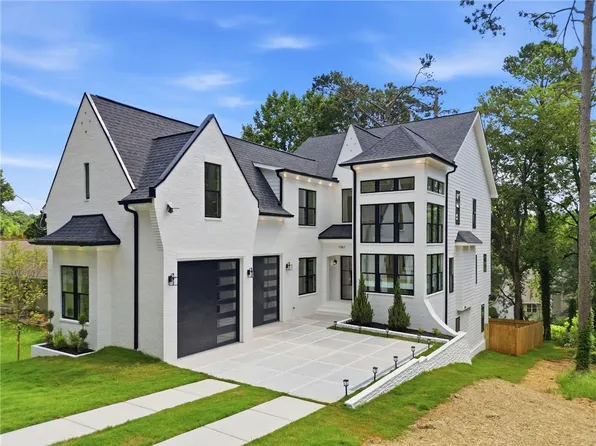 1361 Warren Ave, Scottdale, GA 30079
