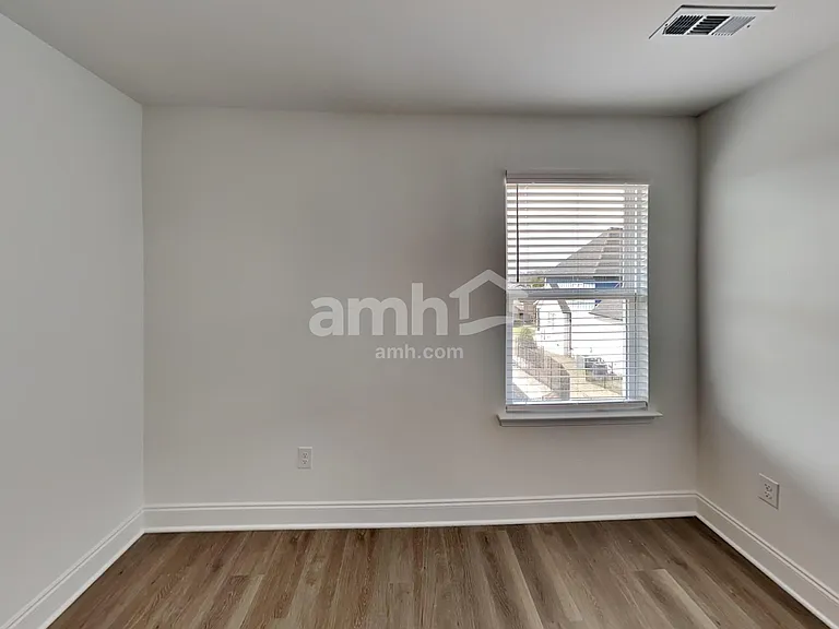 205 Marin Dr — Photo 24