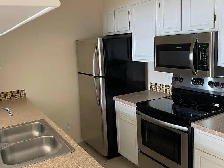 293 Cypress Point Dr #293 — Photo 5
