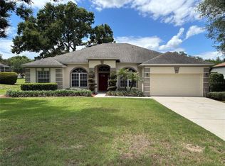 561 Strathclyde Ct, Apopka, FL 32712