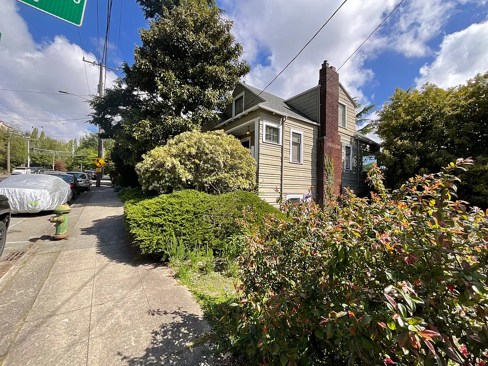 1602 Taylor Ave N #C