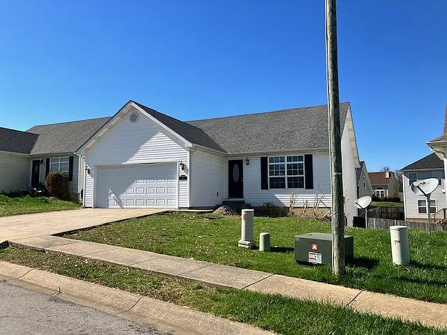 105 Holiday Ct