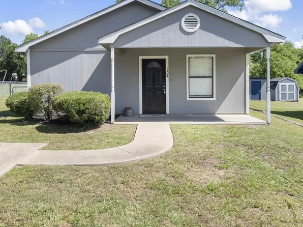 104 E Cedar St, Tyler, TX 75702