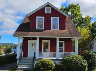 31 Glass St, Pt Jervis, NY 12771