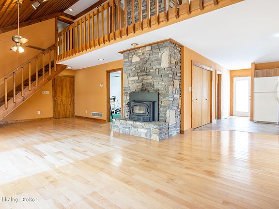 4th image of 289 Montfort Ln