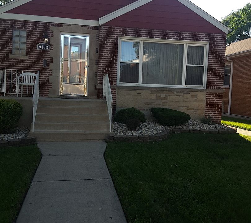 1st image of 9718 S Claremont Ave