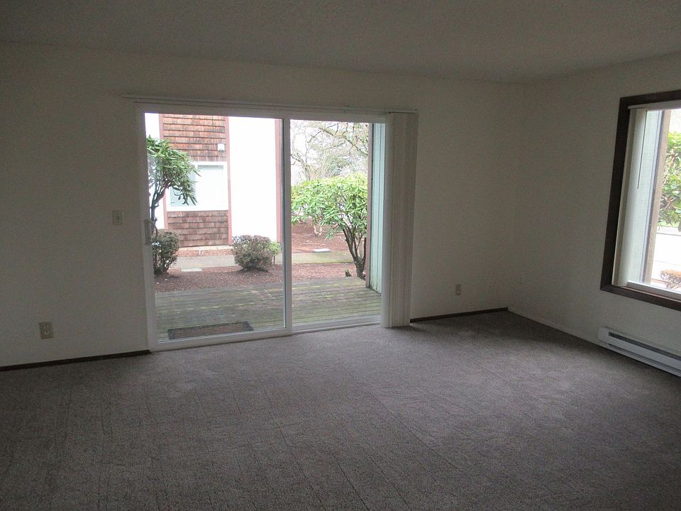 1st image of 1569 Commercial St SE #0