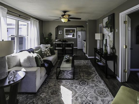 4th image of 2516 WARNER STREET