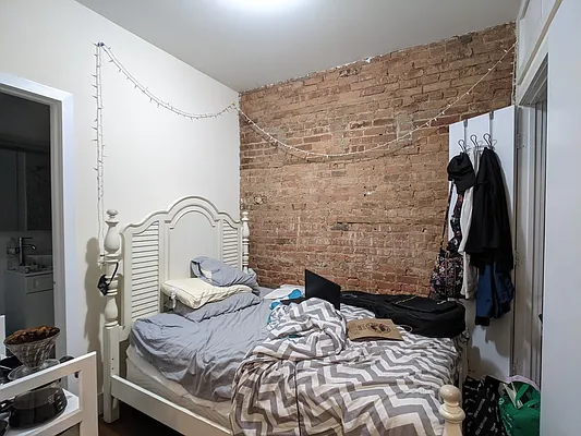 Rented by Mirador Real Estate | media 66