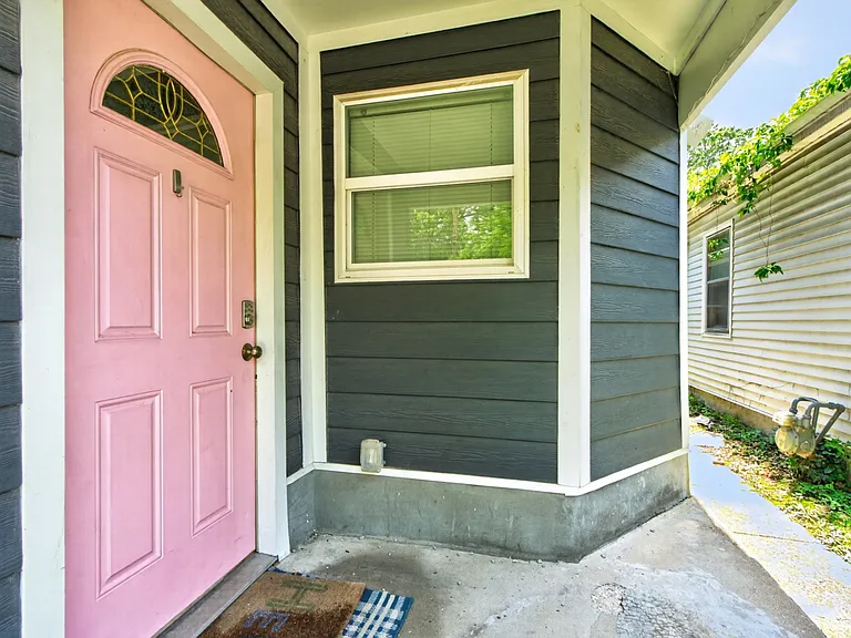 614 N Upper St — Photo 2