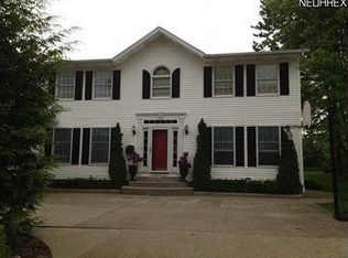 314 Hood Dr, Canfield, OH