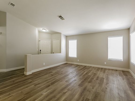 5th image of 921 Adobe Flat Dr