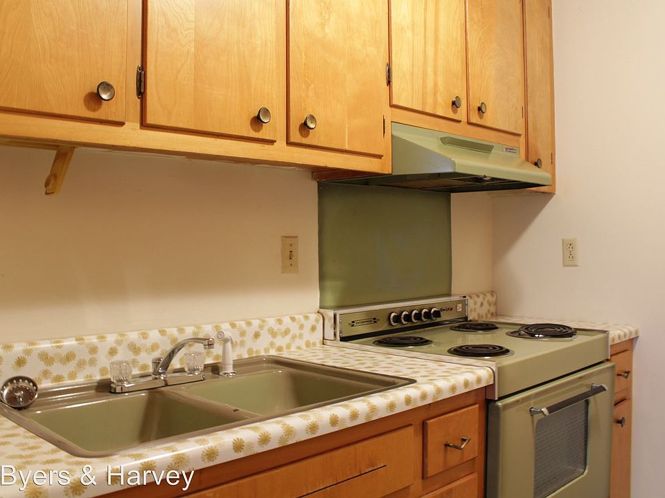 1st image of 612 Madison St APT 17
