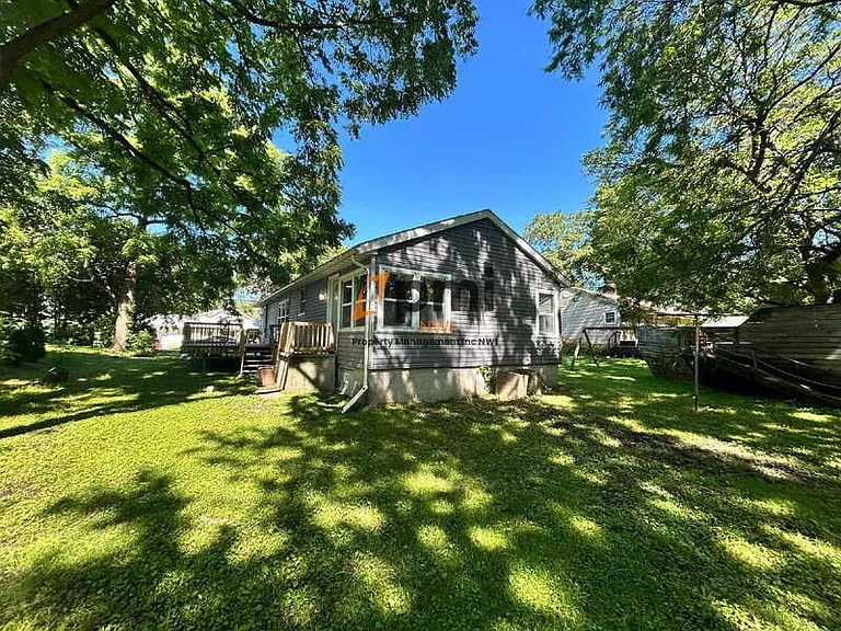 14725 Bryan St — Photo 18