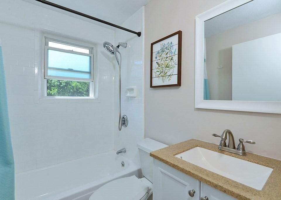 1st image of 4 George St #4C