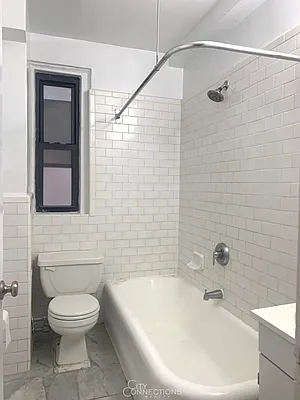 Rented by City Connections Realty | media 18