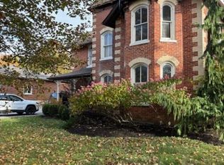 550 Queen St #2, Scugog, ON L9L1K5