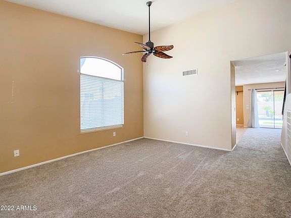 4th image of 411 N 167th Dr