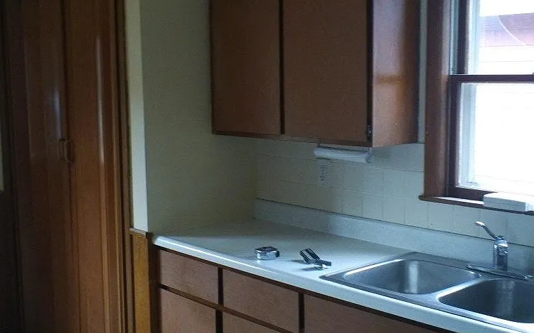 40 N Elmwood Ave #HOUSE — Photo 7