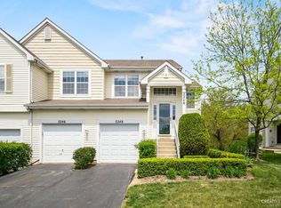 2248 Woodside Dr, Carpentersville, IL 60110