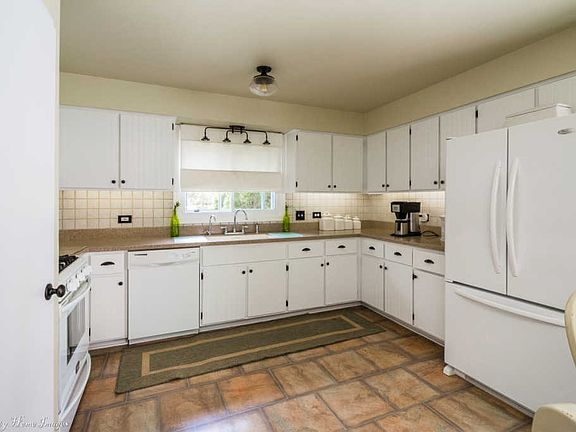 5th image of 1013 Alamosa St