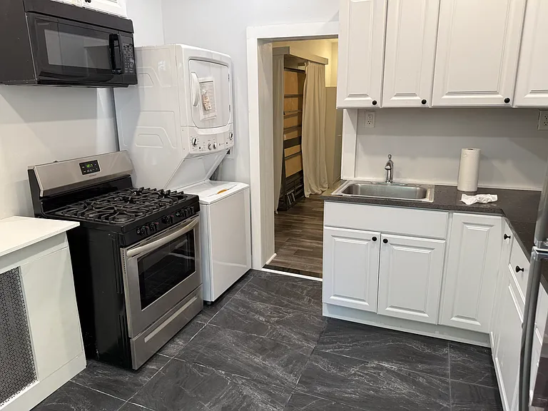 828 Corinthian Ave #1 — Photo 21
