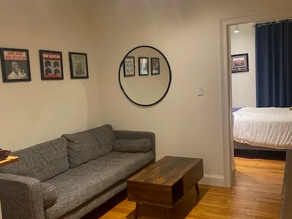 219 West 16th Street image 1 of 7