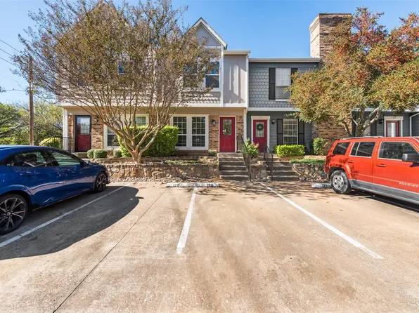 120 Surrey Ln, Euless, TX 76039