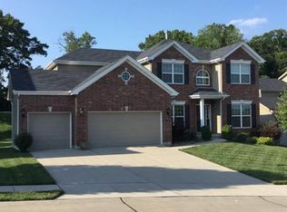 7842 Pinetop Dr, Saint Louis, MO 63129