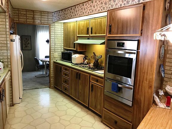 5th image of 1111 Morse Ave #56