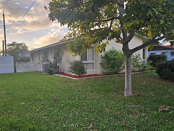 4th image of 19112 SW 95th Ave