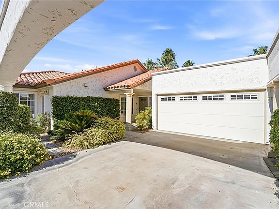 2nd image of 128 Desert Falls Dr E
