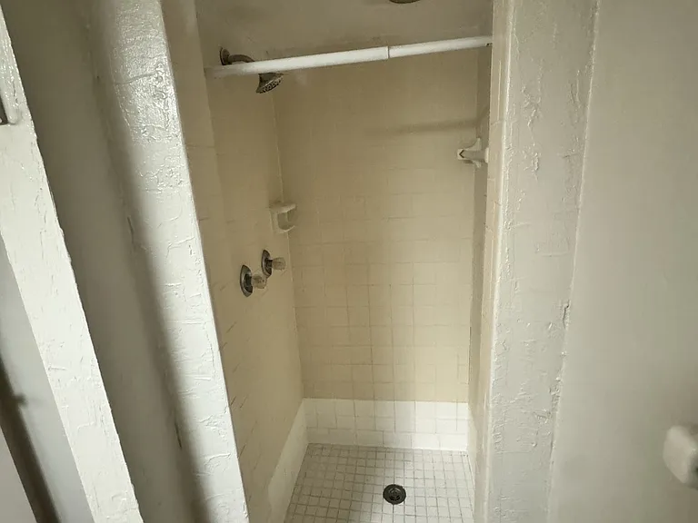 1211 Stone Greene St — Photo 10