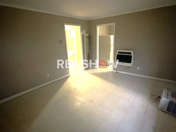 3rd image of 917 Tucker St #B