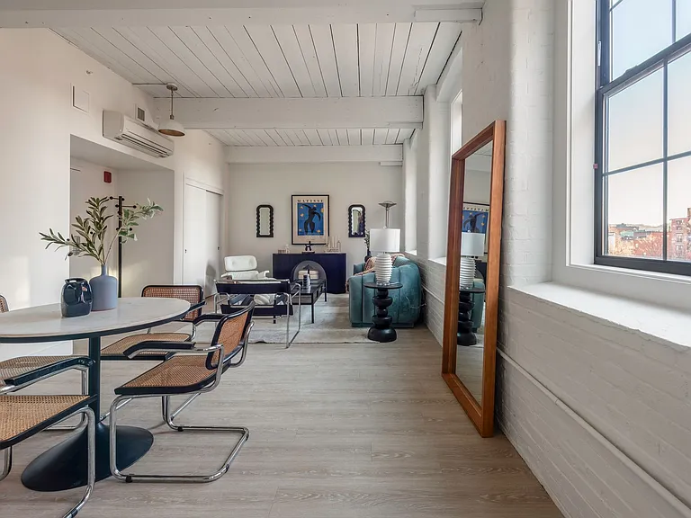 Essex St. Lofts — Photo 12