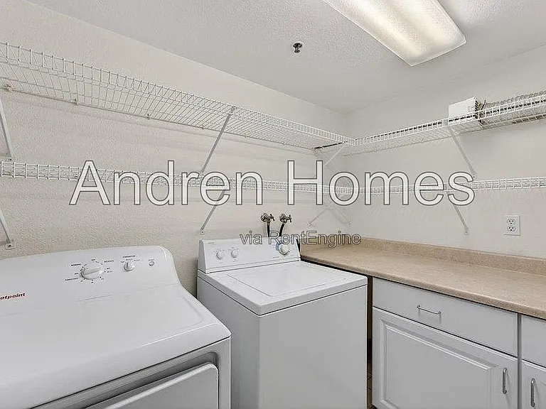 79 S Branciforte Ave — Photo 46
