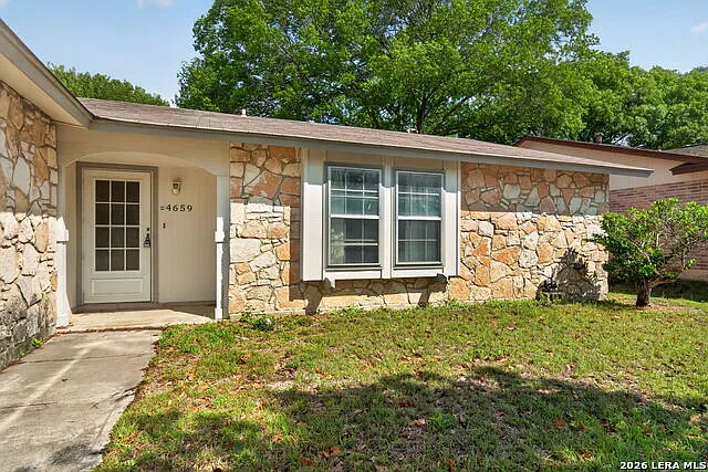 4659 Wetz Dr — Photo 3